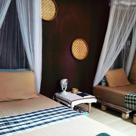 Twin House @ Tapae Hostel Chiang Mai Exterior foto