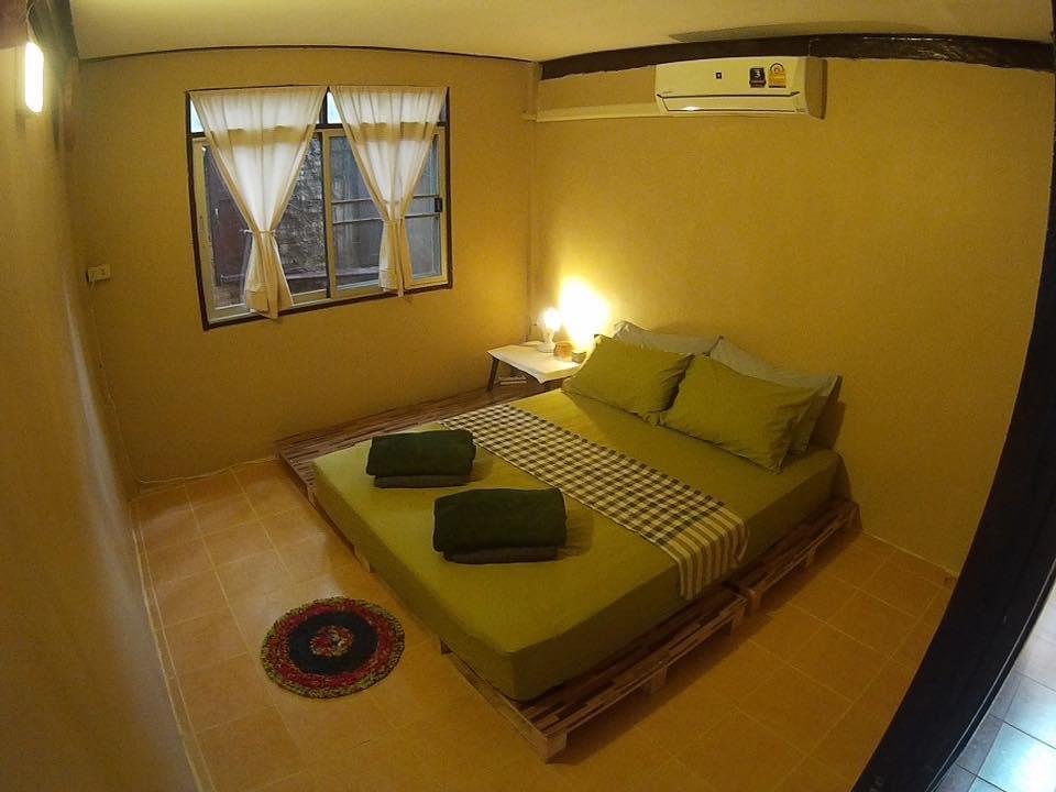 Twin House @ Tapae Hostel Chiang Mai Exterior foto